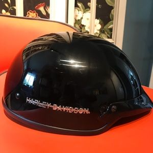 Women’s Harley Davidson motorcycle helmet